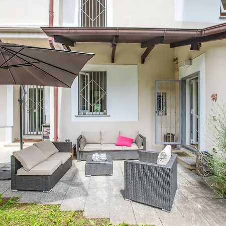 Villa Il Gioiellino: Maggiore With Inside Pool And Sauna Gignese