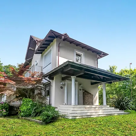 Il Gioiellino: Maggiore With Inside Pool And Sauna Villa