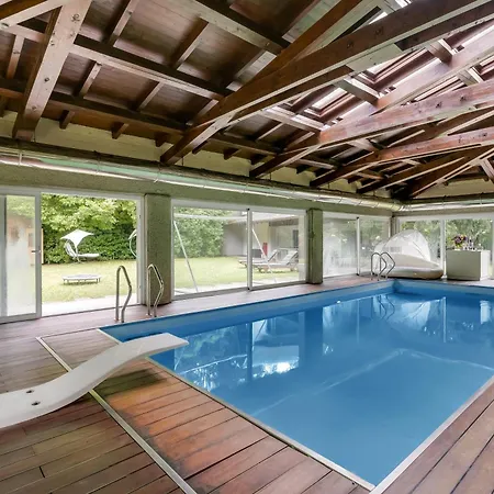 Villa Il Gioiellino: Maggiore With Inside Pool And Sauna Gignese