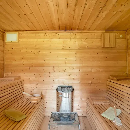 Lägenhet Il Gioiellino Pool And Sauna *