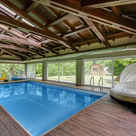 Il Gioiellino: Maggiore With Inside Pool And Sauna *