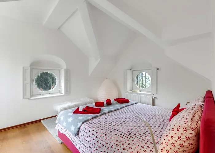 Il Gioiellino Pool And Sauna *