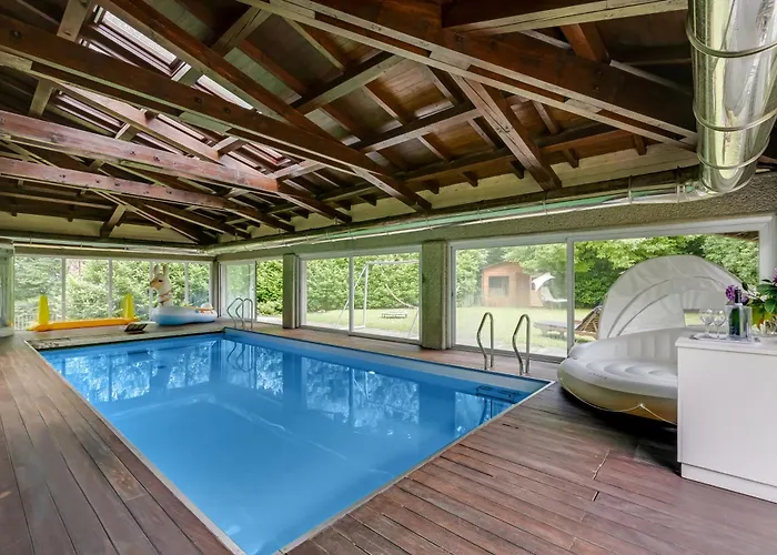 Il Gioiellino Pool And Sauna *